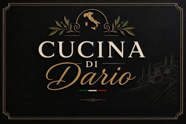 Logo der Cucina di Dario: Schriftzug in Creme und Gold mit Olivenzweigen und Italien-Silhouette